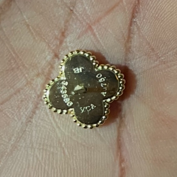 Van Cleef  & Arpels earrings just beautiful worn a couple times, replaced posts - Picture 4 of 5